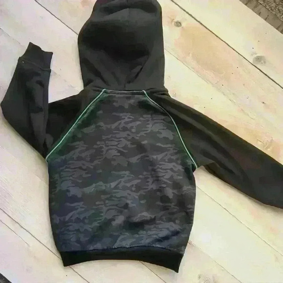 Puma Camouflage Print Neon Green Gray Black Boys Hooded Zip Up Sweater Jacket 3T - Picture 5 of 5